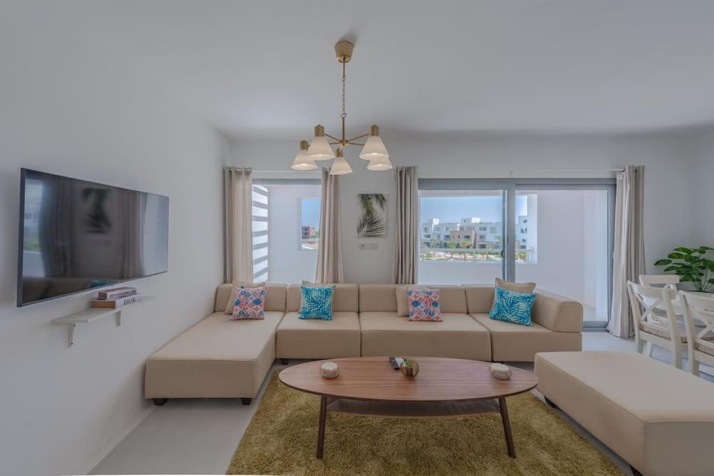 Elegant 3br On Swan Crystal Lagoon At Elgouna Families Only Apartment Hurghada