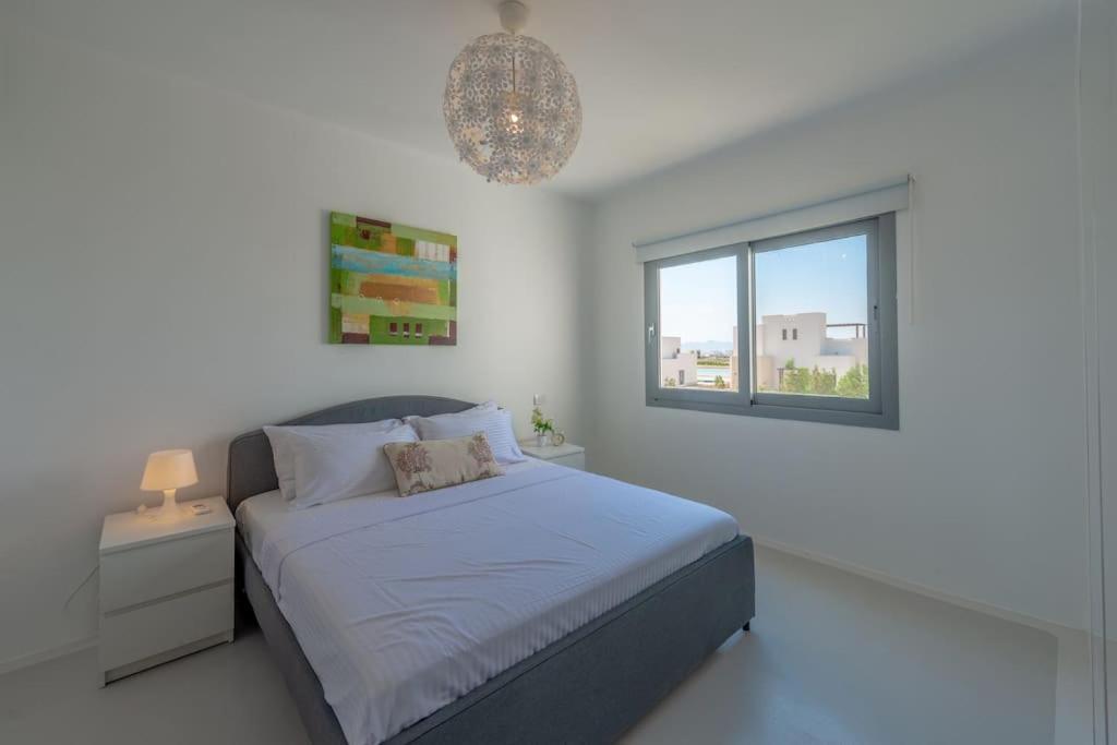 Elegant 3br On Swan Crystal Lagoon At Elgouna Families Only *