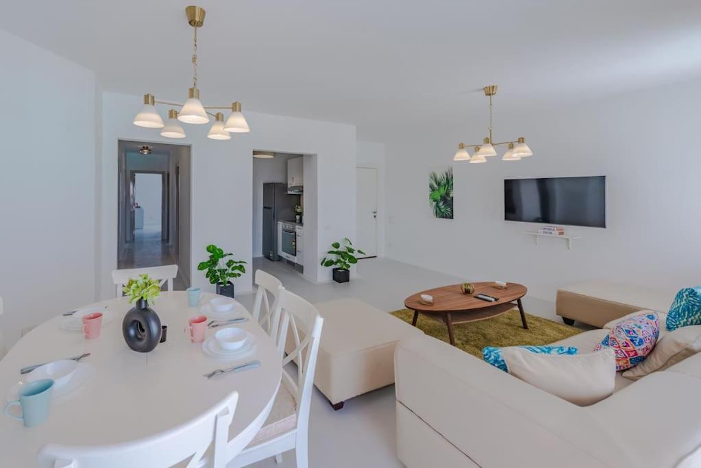 Apartment Elegant 3br On Swan Crystal Lagoon At Elgouna Families Only Hurghada